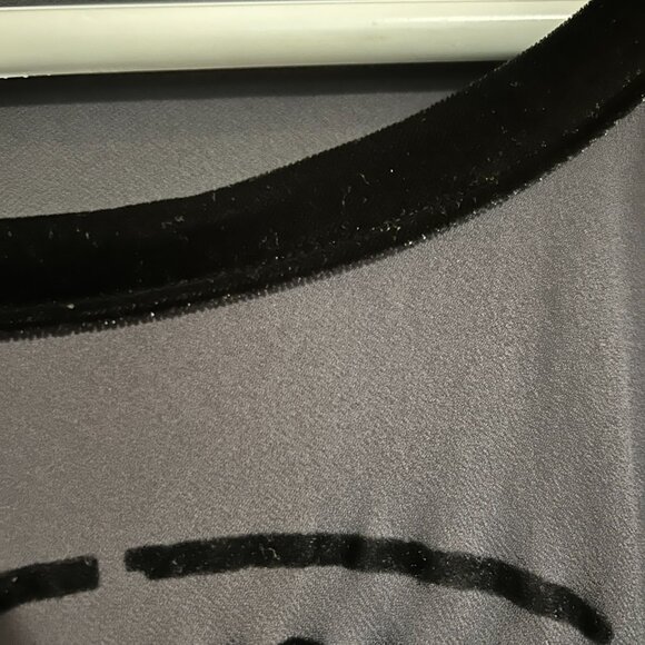 Beautiful Black Dressy "Mat. Brand" Tunic - Picture 6 of 7